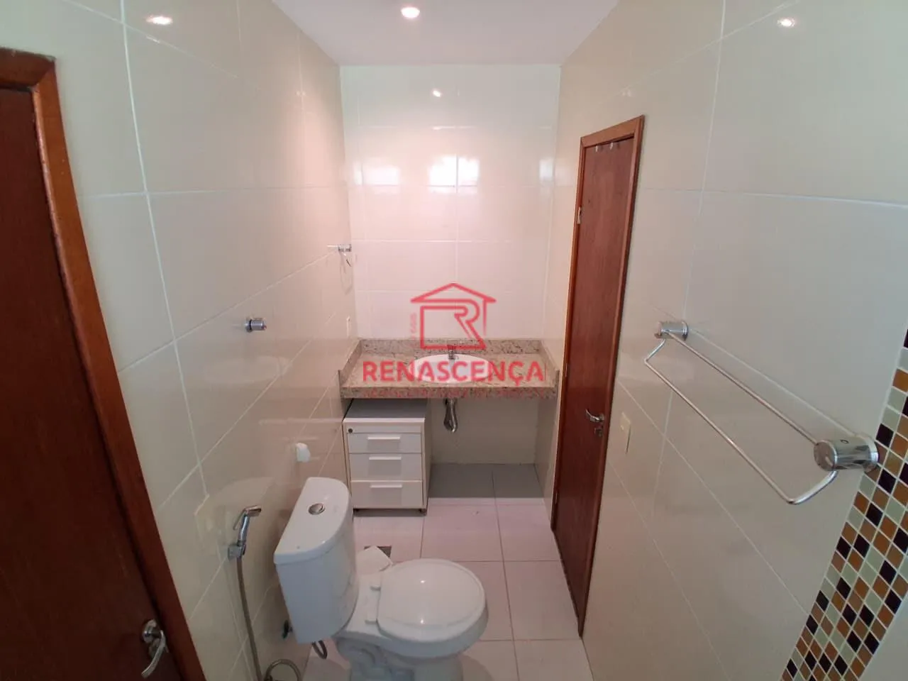 3-bedroom house, all with their own bathrooms, 180 m² — photo 24