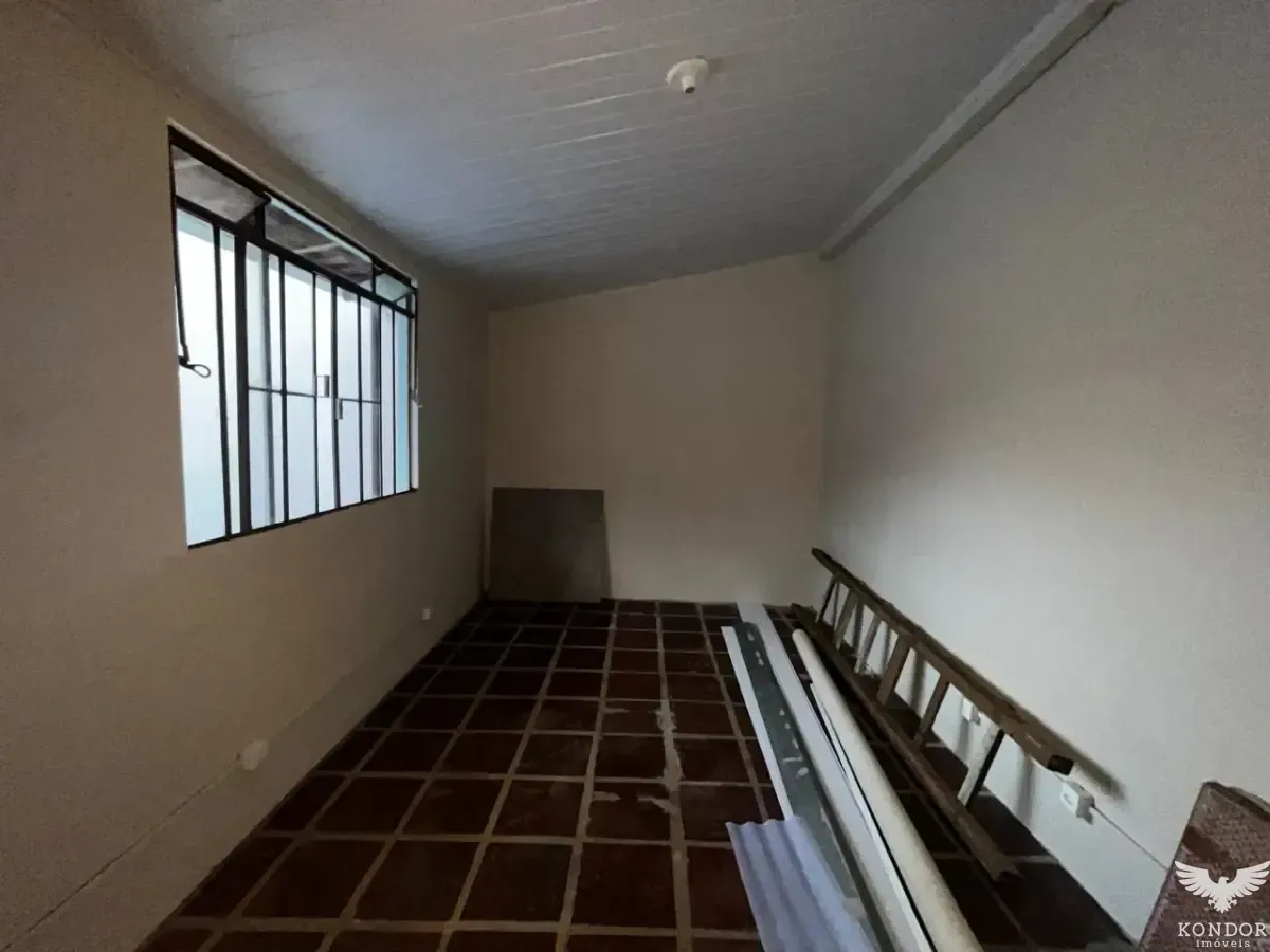 Single-level house with 220 m², 3 bedrooms and BBQ — photo 28