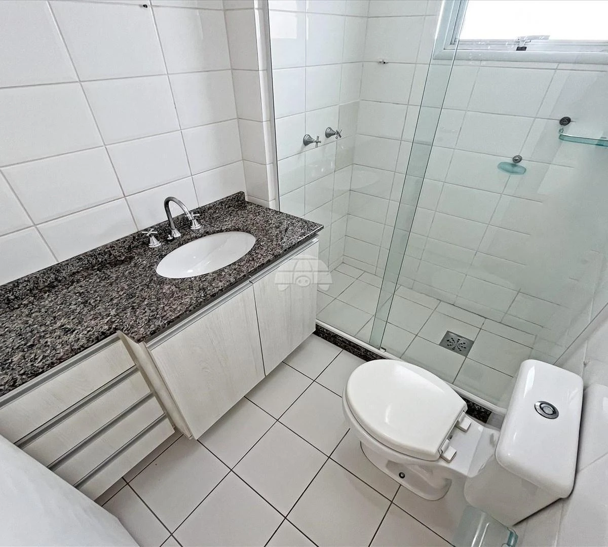 Furnished apartment, 70 m², with a grill on the balcony — photo 22