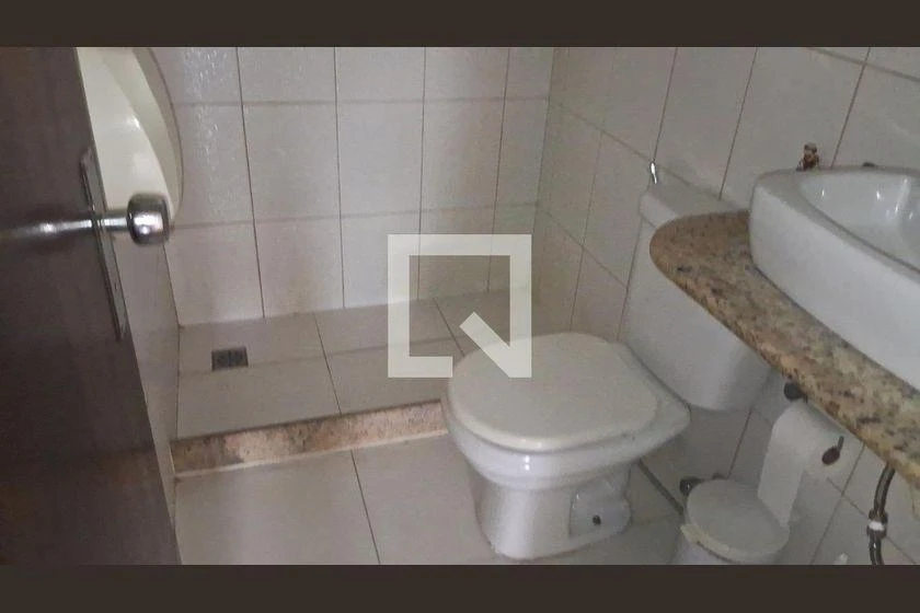 6-bedroom house with 342 m² and 4 parking spaces — photo 33