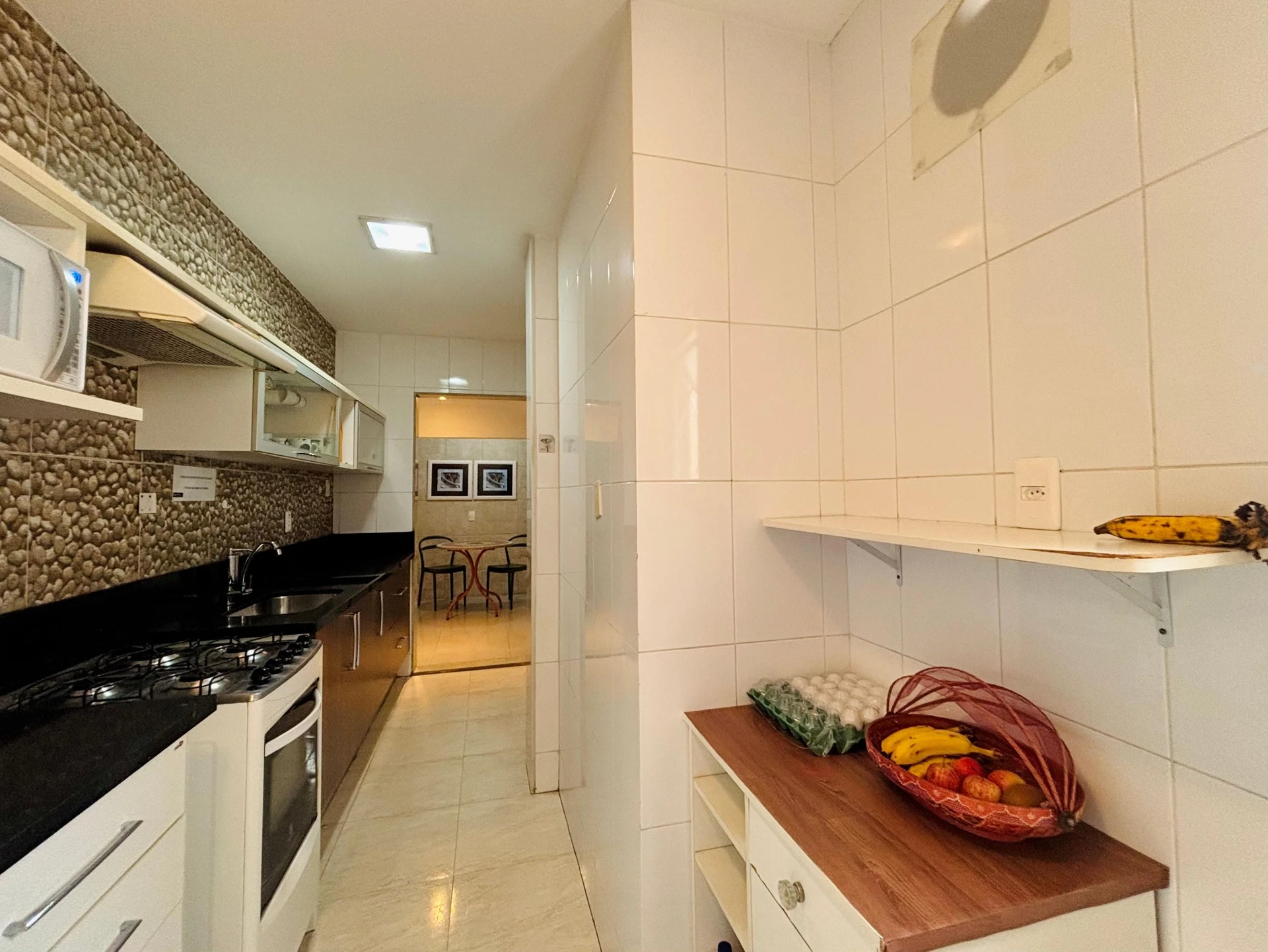 Furnished apartment with 3 bedrooms and 2 bathrooms — photo 19