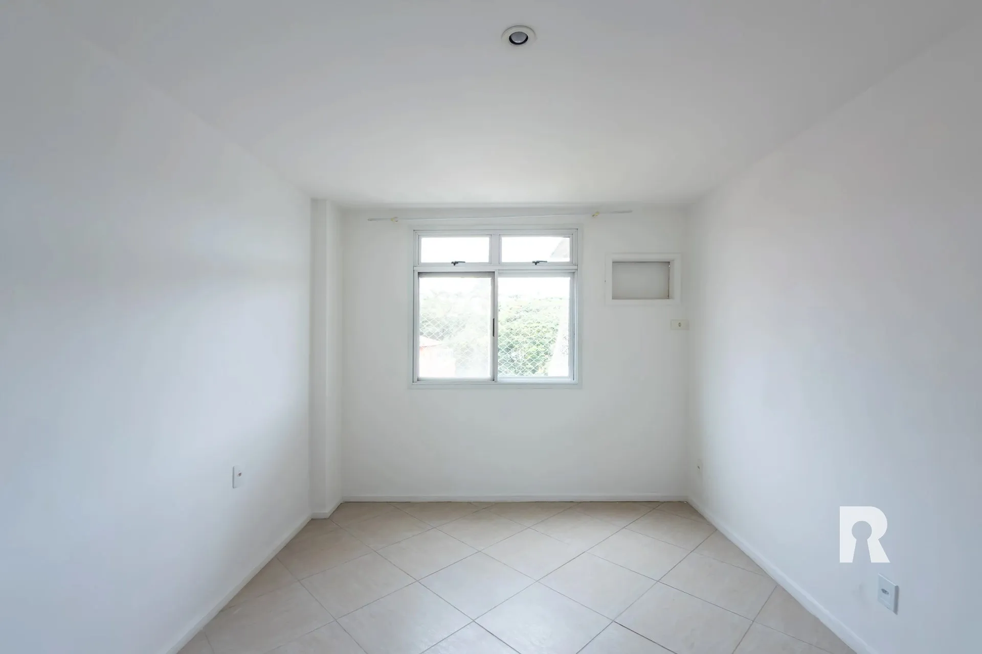 3-bedroom apartment, 1 with its own bathroom, 85 m² — photo 3