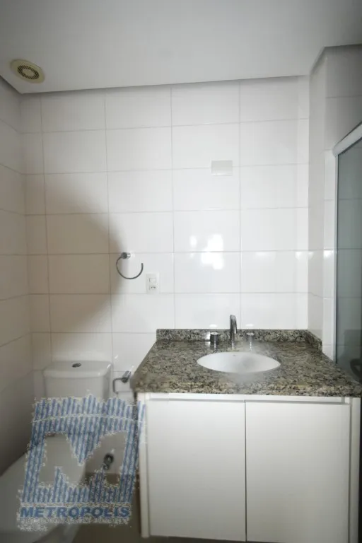 2-bedroom apartment with a mountain view in Florianópolis — photo 19