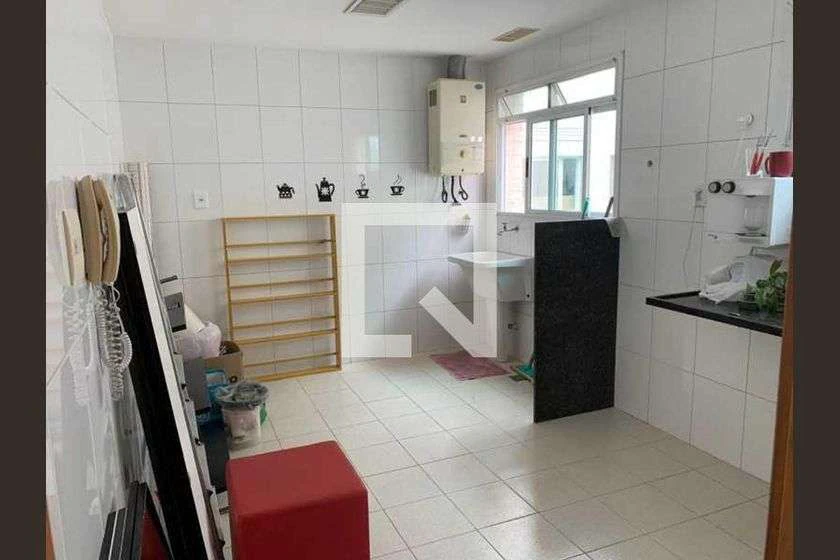 296 m² apartment with 4 bedrooms and 3 parking spots — photo 8