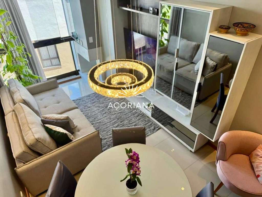 Apartamento com 2 quartos e suíte, 107 m²