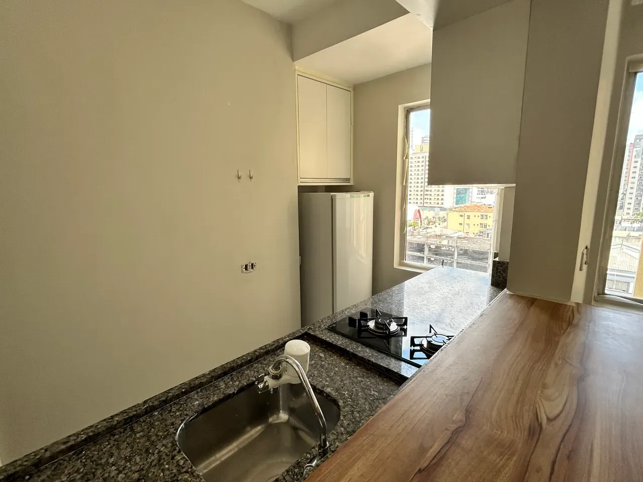 1 quarto e piso de madeira ou laminado: apartamento de 31 m² — photo 6