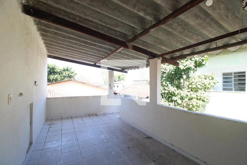 Unfurnished house with 3 bedrooms and 200 m² — photo 19