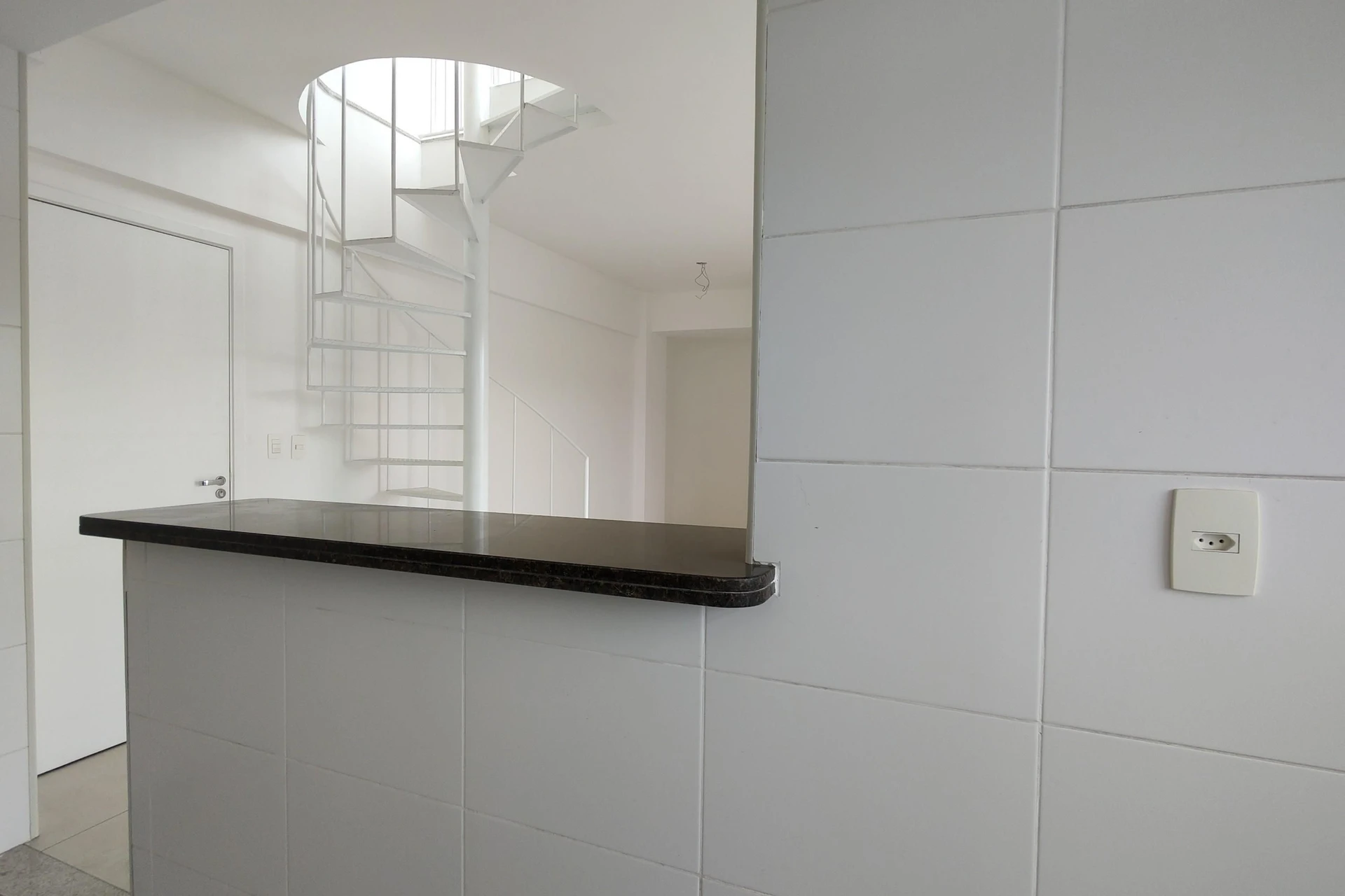Apartment with 2 bedrooms, balcony and 1 parking space — photo 75
