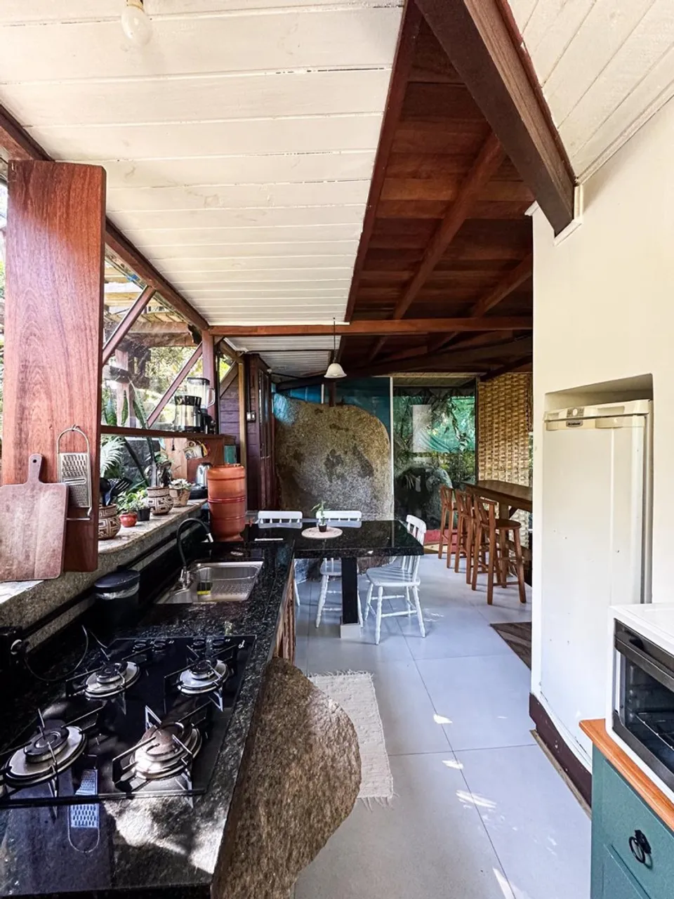 Furnished house, 135 m², with a water view — photo 2
