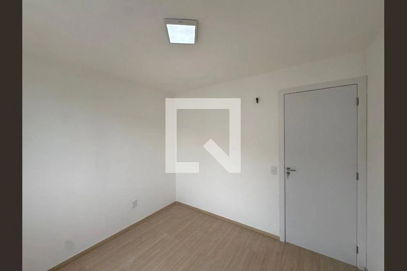 Apartamento de 2 quartos em condomínio com academia — photo 10