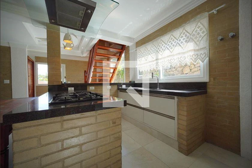 Rental house with 2 bedrooms, 425 m² and a balcony — photo 21