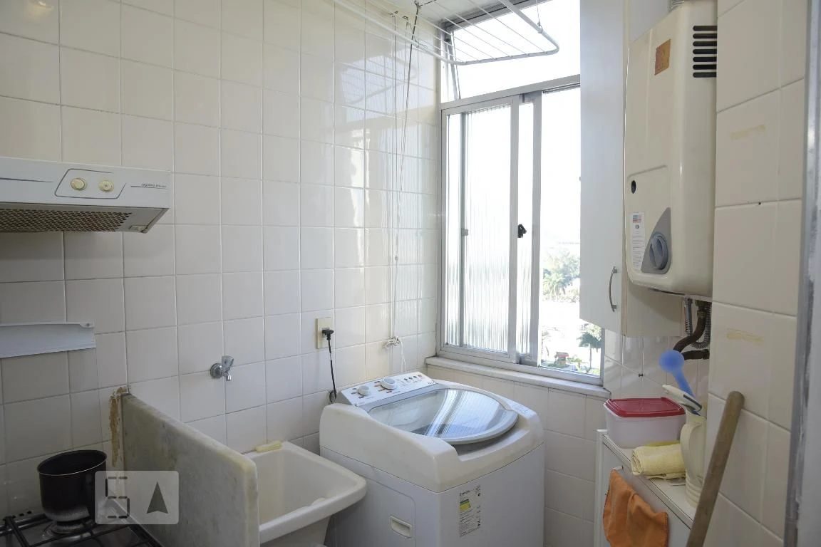 Furnished apartment, 37 m², with a washing machine — photo 13