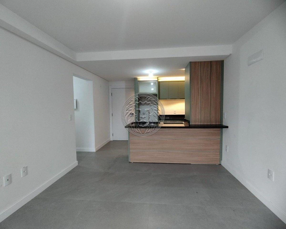 Пральна машина та 2 спальні: квартира 70 м² — photo 38
