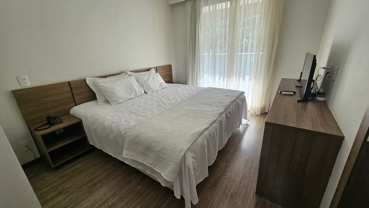 Apartamento com 1 quarto, 1 banheiro e 1 vaga — photo 3