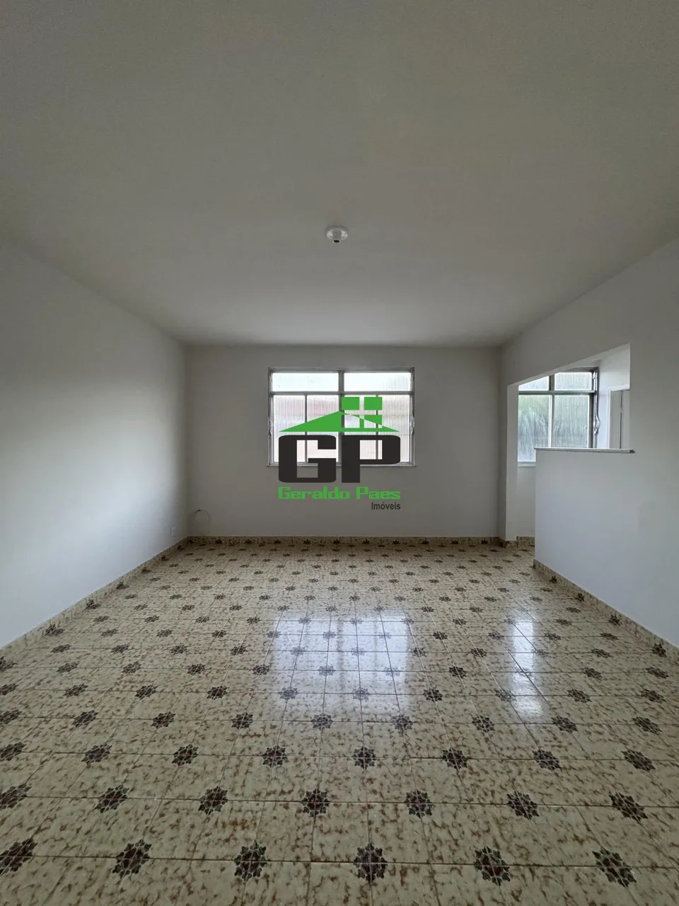 2-bedroom apartment with separate closed kitchen — photo 4