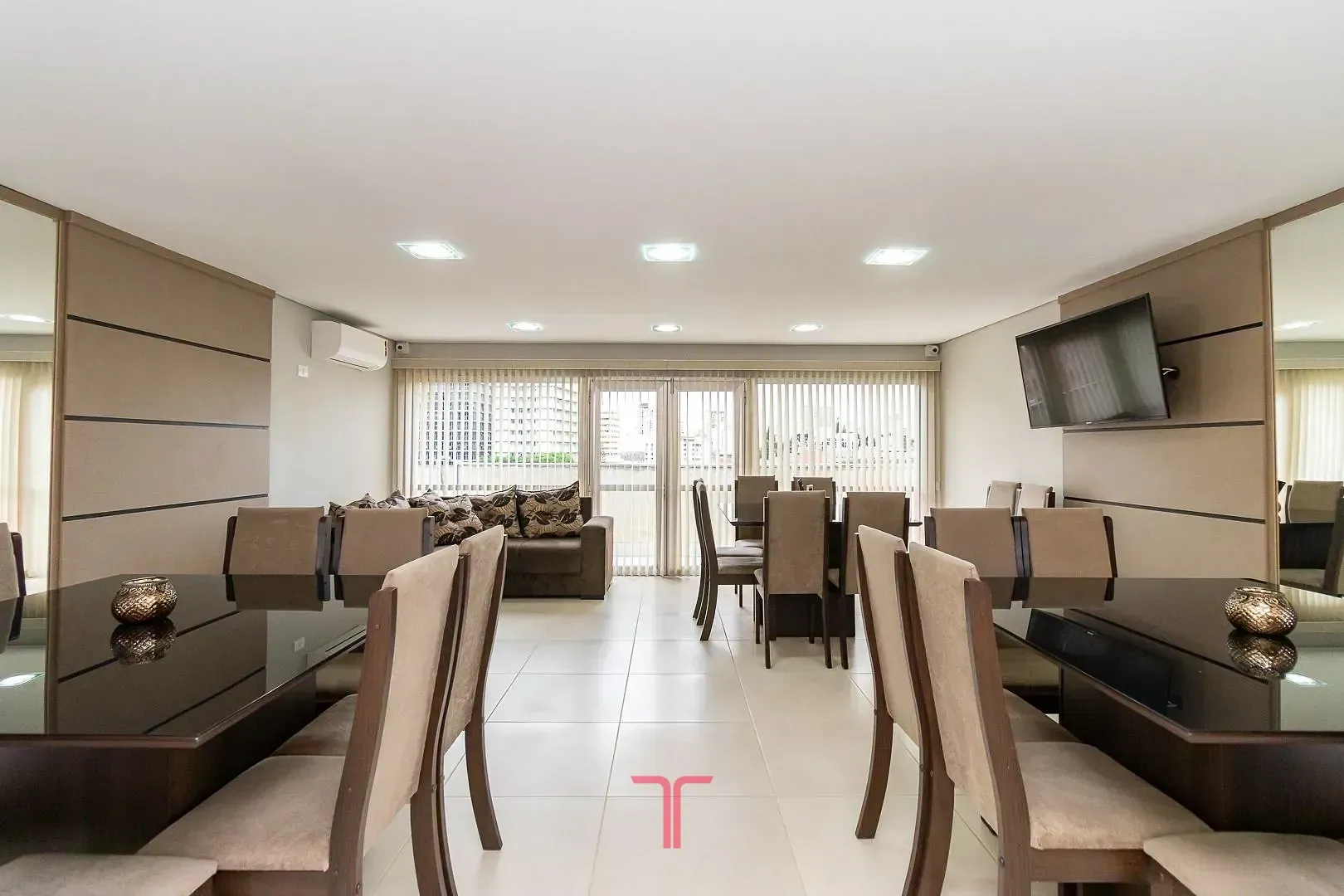 Furnished 33 m² apartment with 1 bedroom and 1 bathroom — photo 39