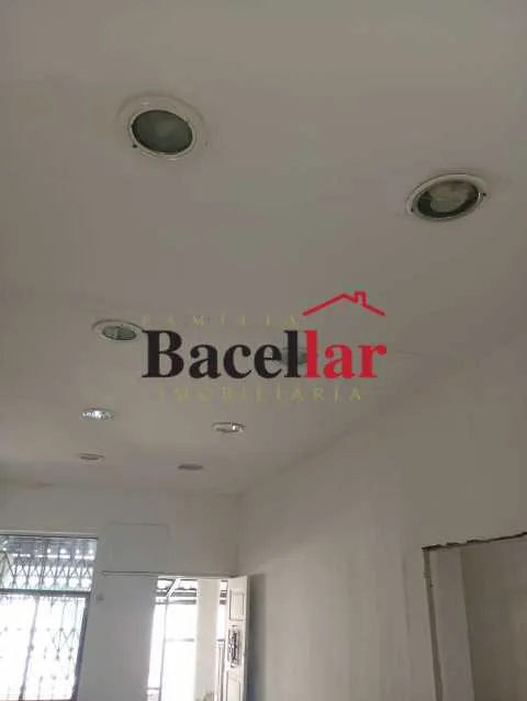 Unfurnished house with 2 bedrooms, 1 bathroom, 1 parking — photo 15
