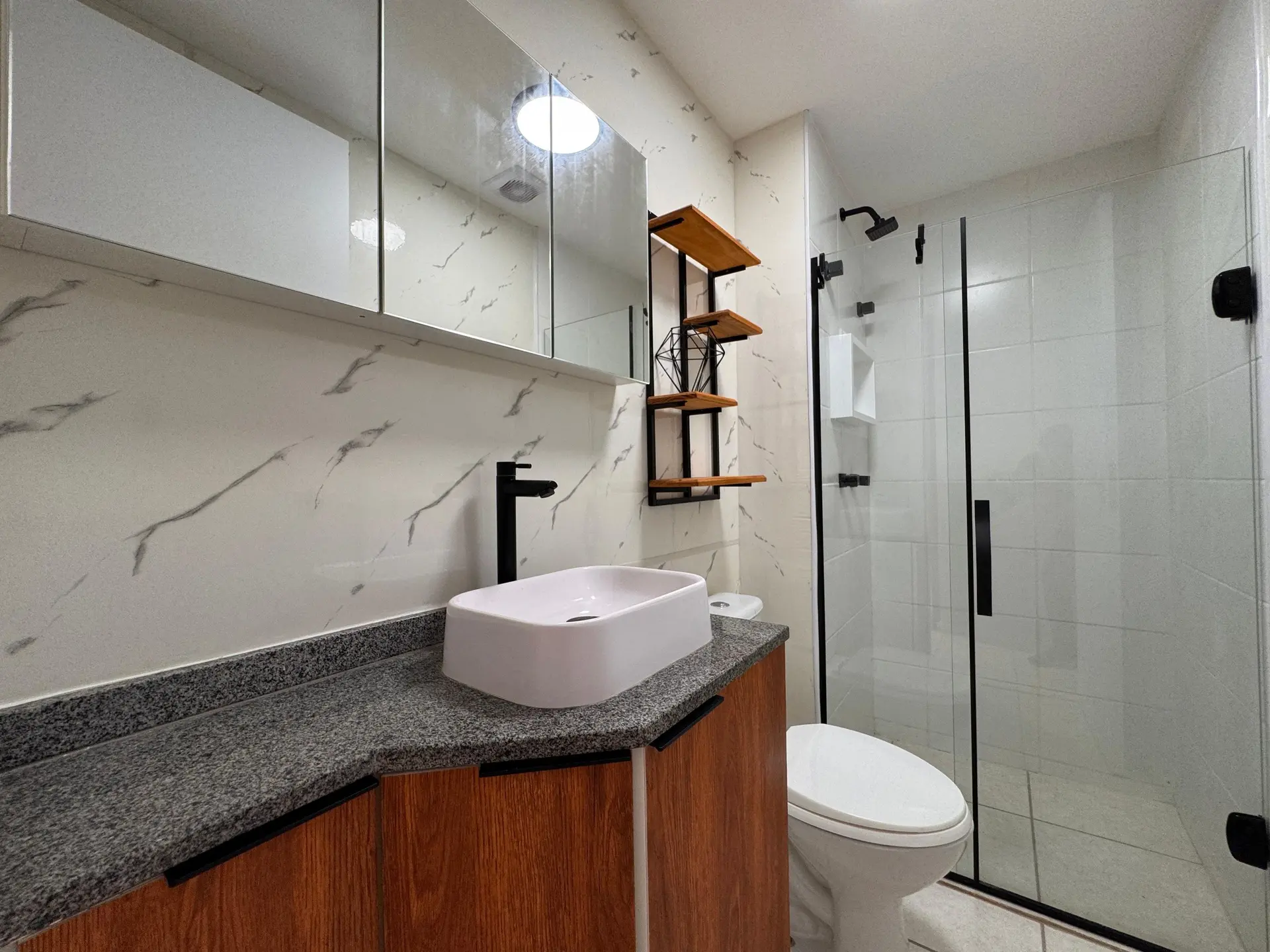 Washing machine in a 3-bedroom apartment, 80 m² — photo 30
