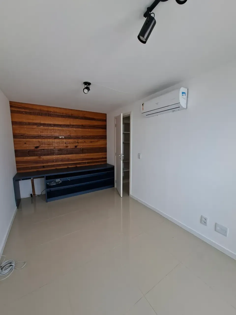 Apartment with 4 bedrooms and 4 bathrooms and 2 parking spots — photo 6