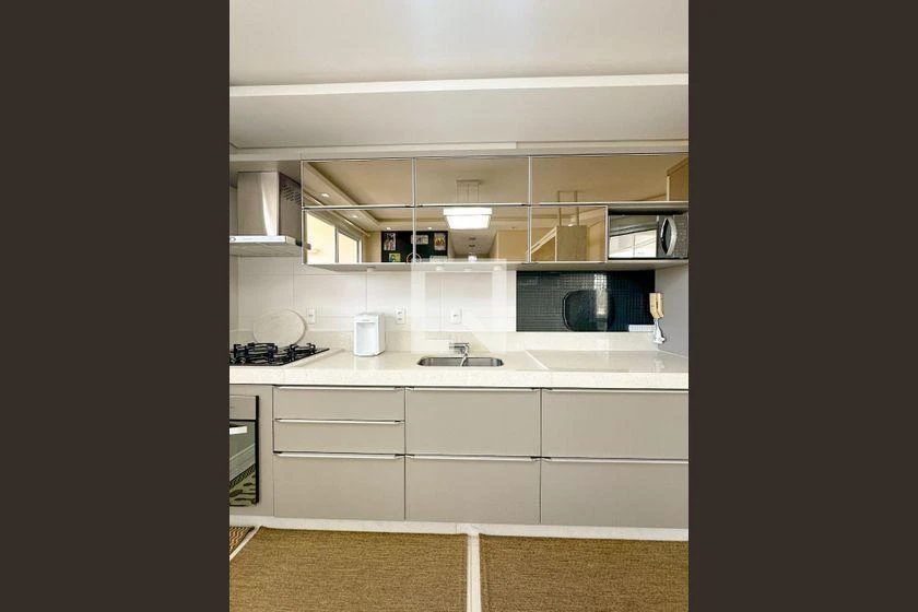Furnished apartment with 2 bedrooms and an en-suite suite — photo 34
