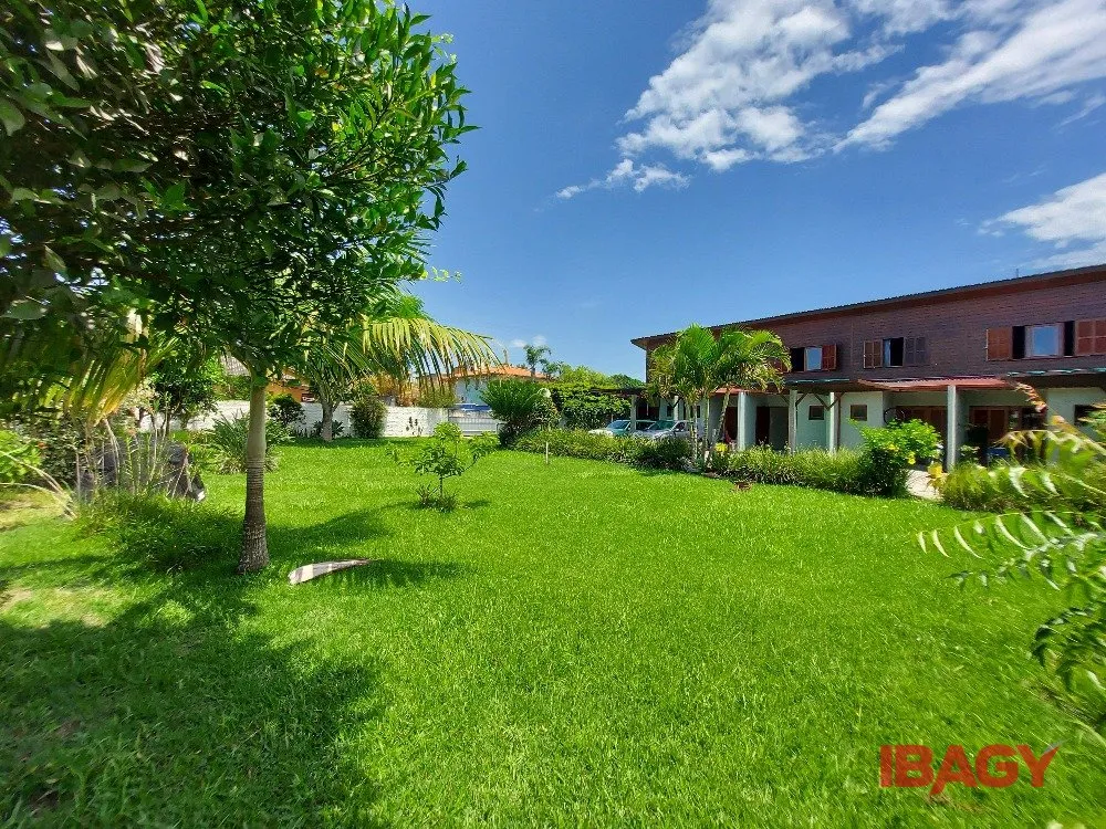 1-bedroom house with open-plan kitchen and 55 m² — photo 30