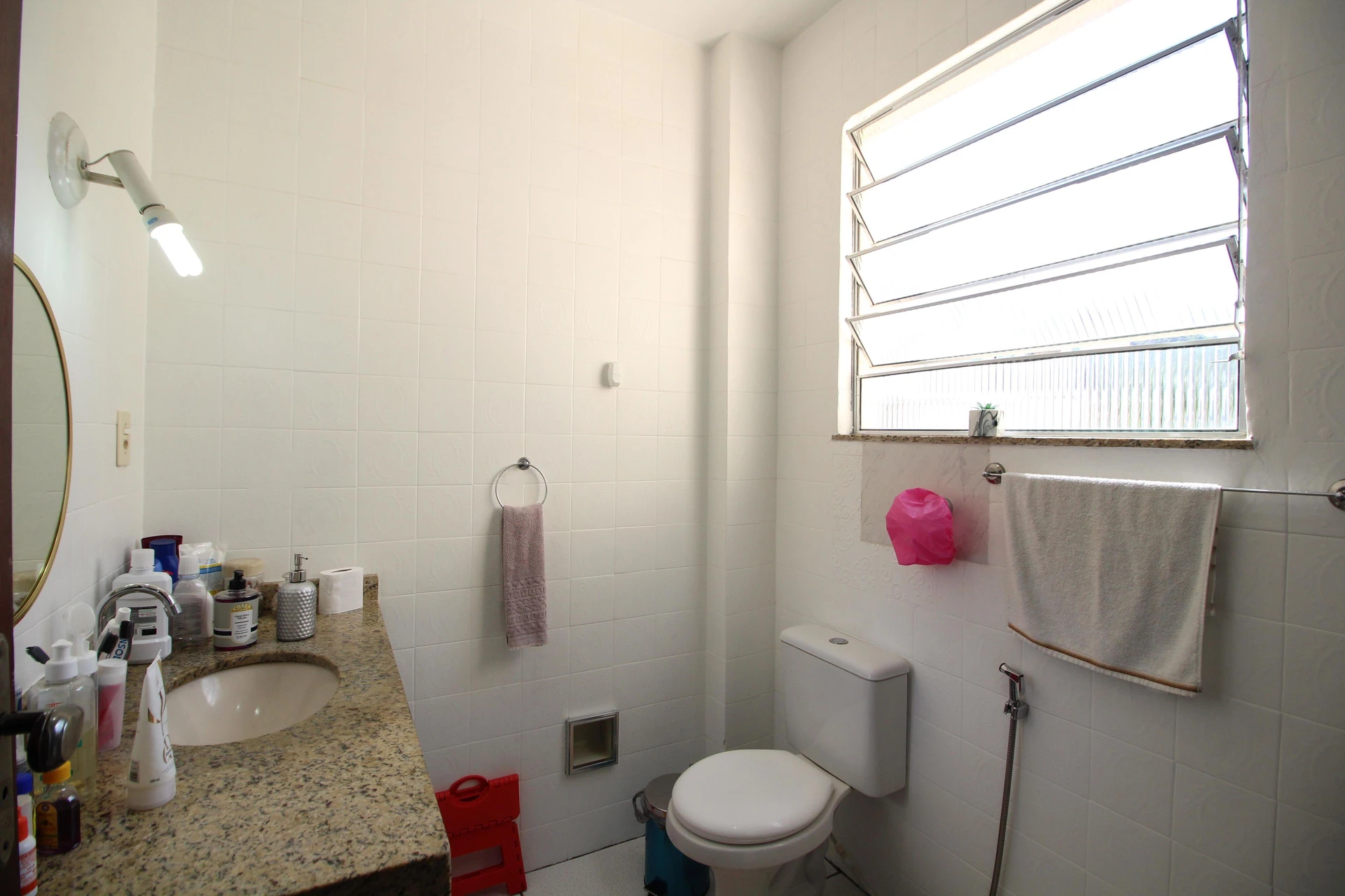 Furnished 2-bedroom apartment with 2 bathrooms — photo 19
