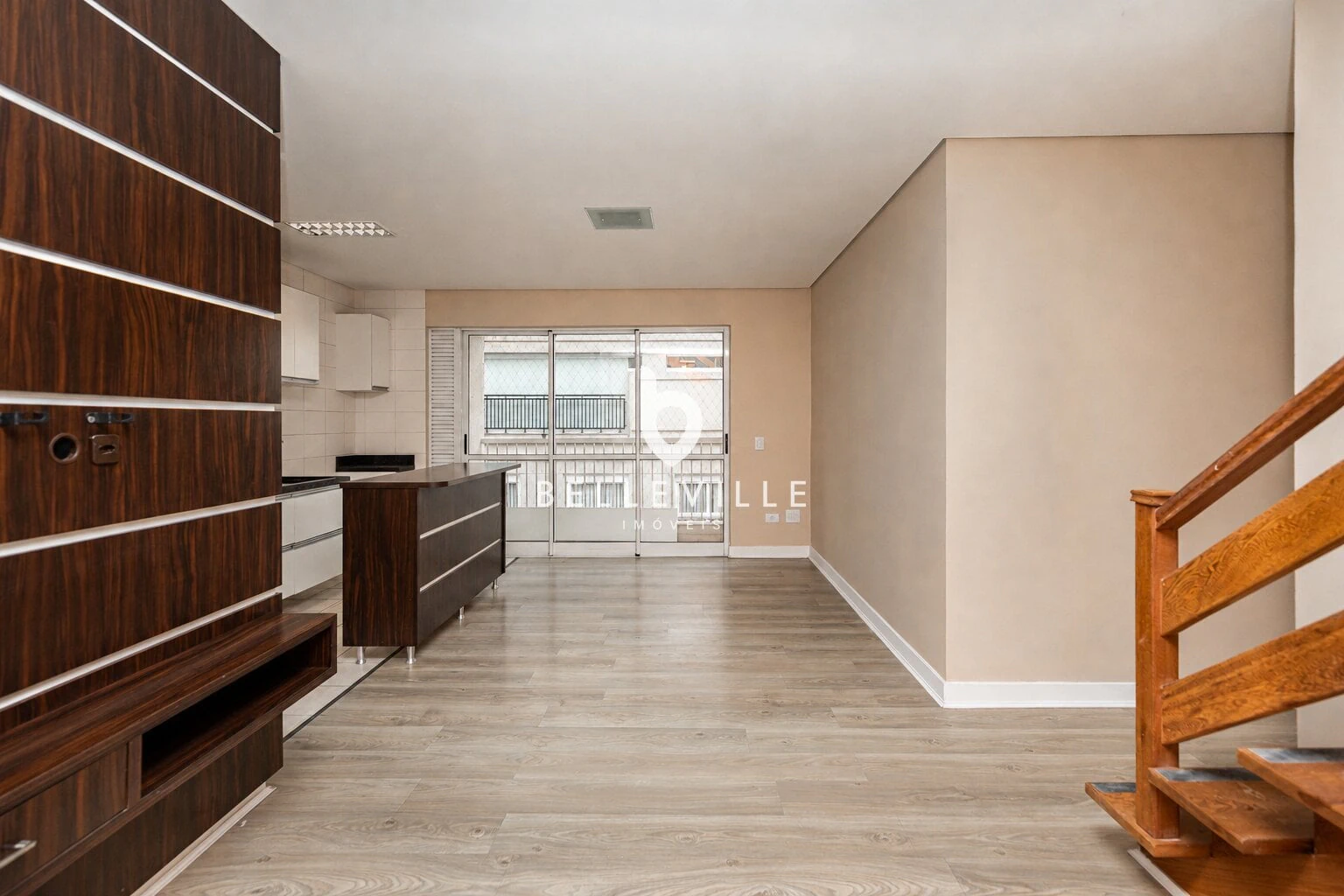 3-bedroom apartment with a grill on the balcony — photo 20
