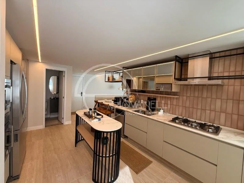 Furnished 3-bedroom apartment with 121 m² — photo 6