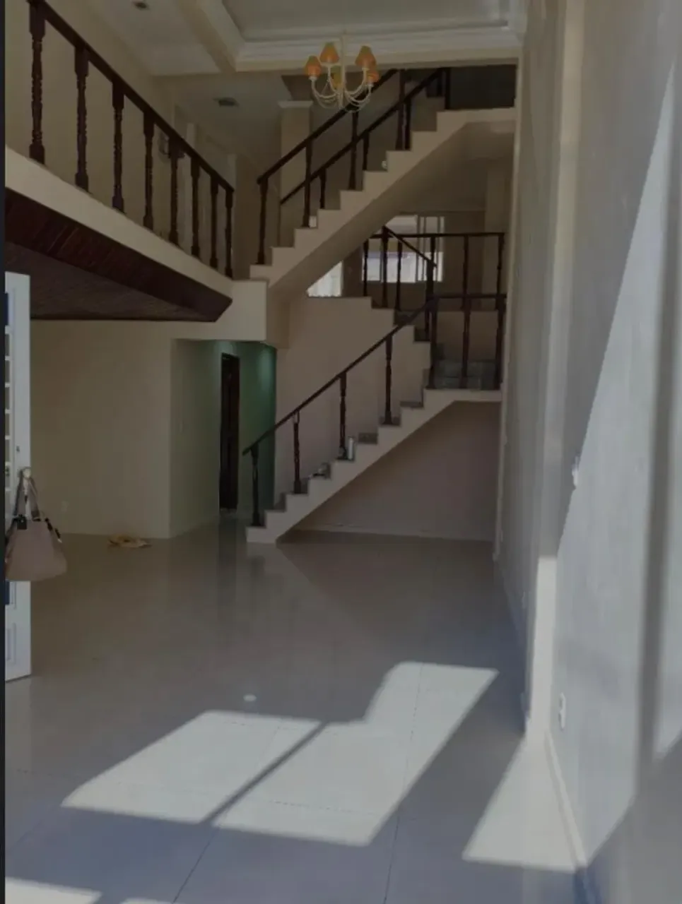 Casa sem mobília com 5 quartos e 5 banheiros — photo 13
