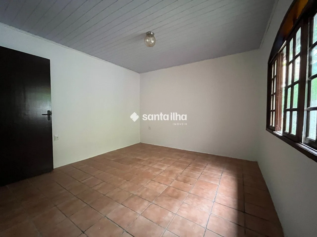 Unfurnished house with 3 bedrooms and 5 parking — photo 11