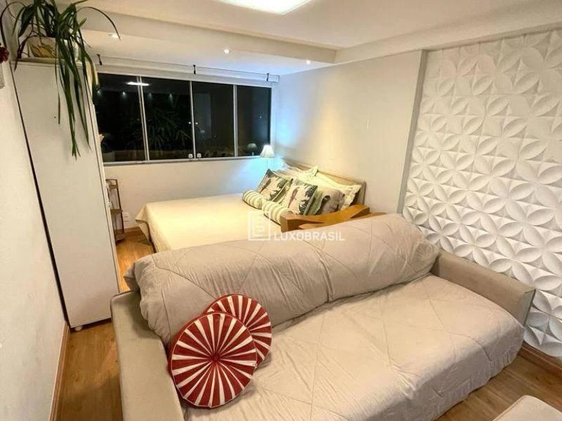 Apartamento mobiliado com varanda envidraçada e 4 quartos — photo 30