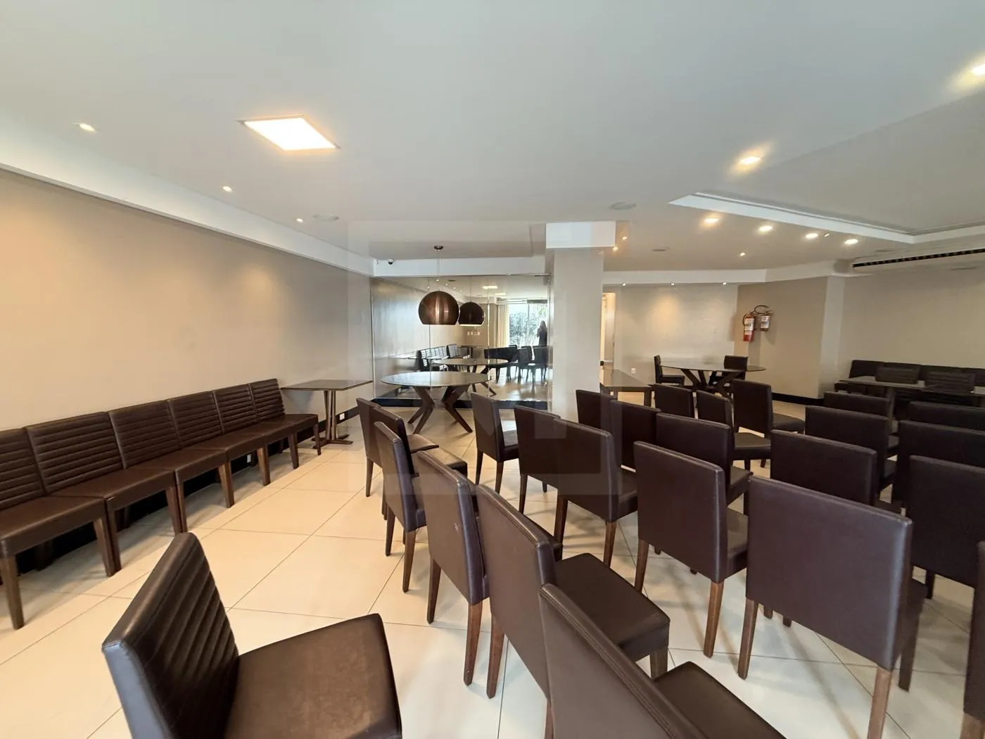 Furnished 163 m² apartment on the 26th floor with 4 bedrooms — photo 35