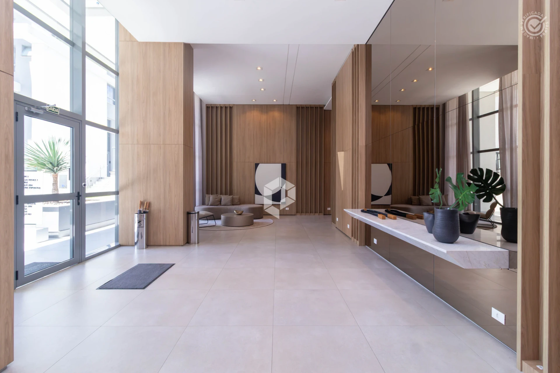 Furnished apartment, 95 m², with a washing machine — photo 23