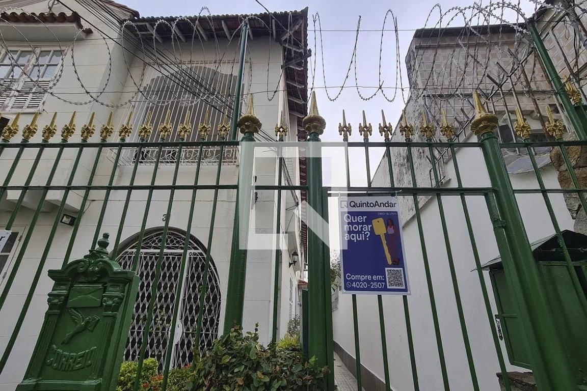 Квартира без меблів з 3 спальнями та балконом — photo 47