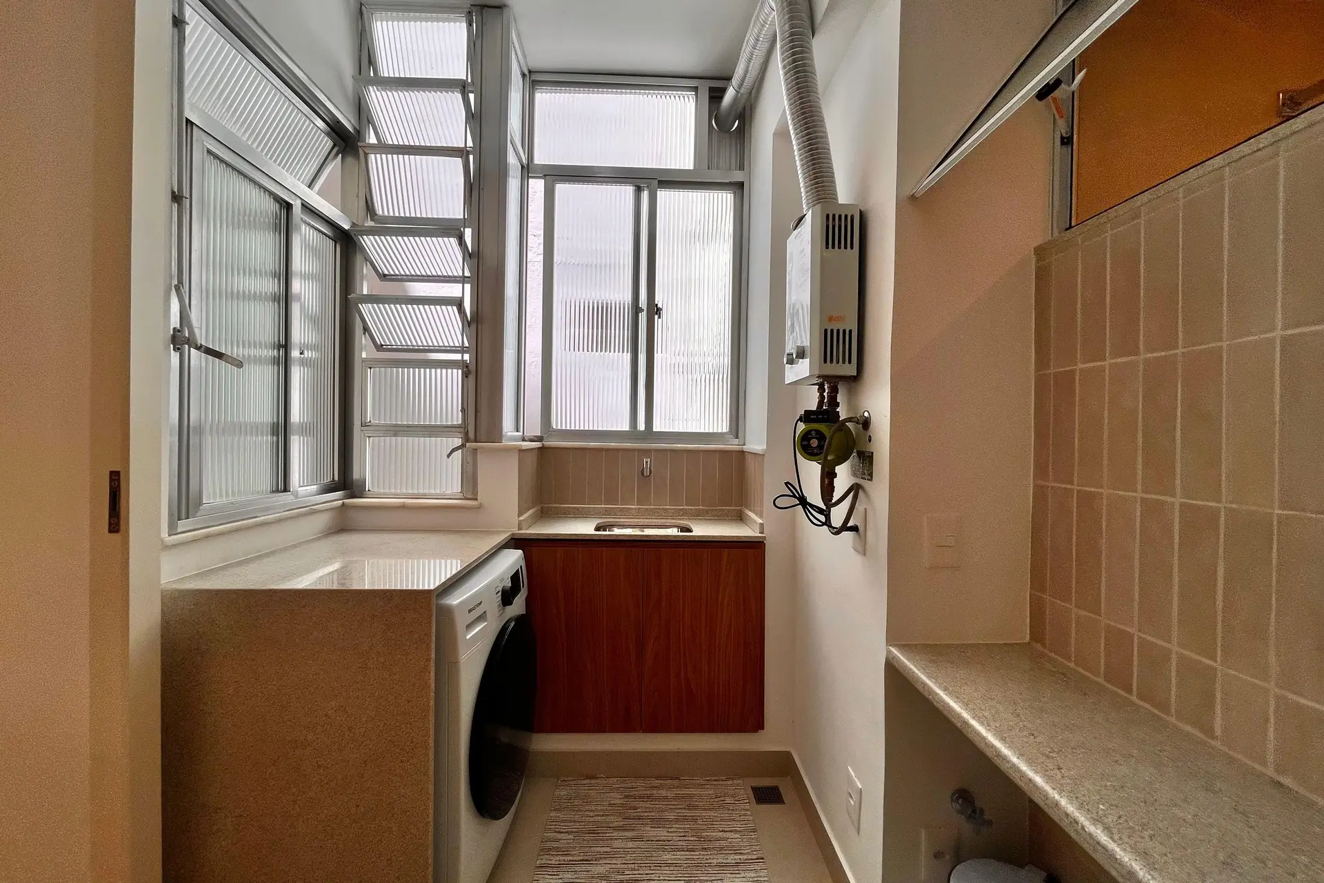 Apartamento mobiliado de 3 quartos com espaço de home office — photo 35