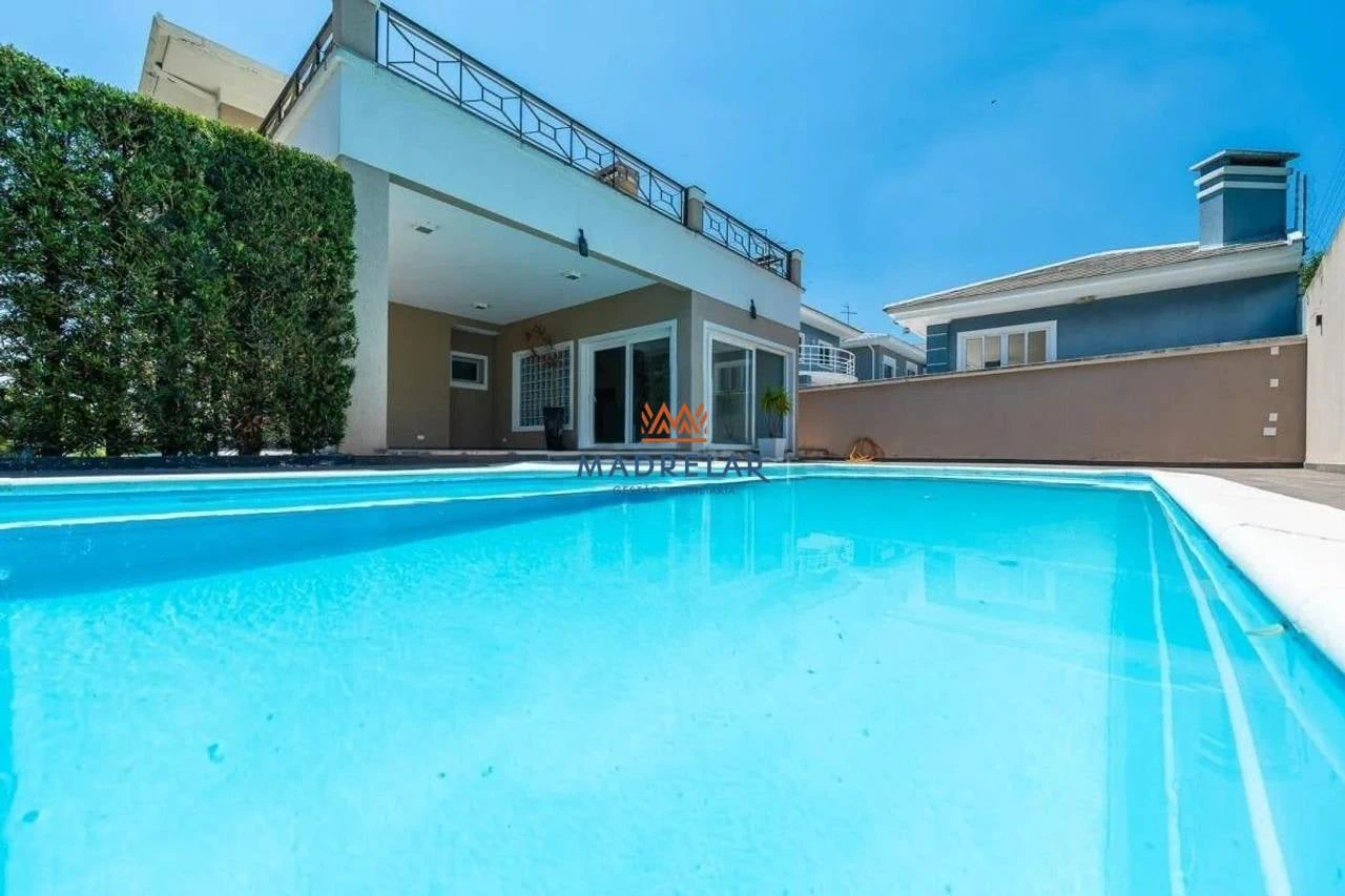 Condo house with 4 en-suite bedrooms and 305 m² — photo 2