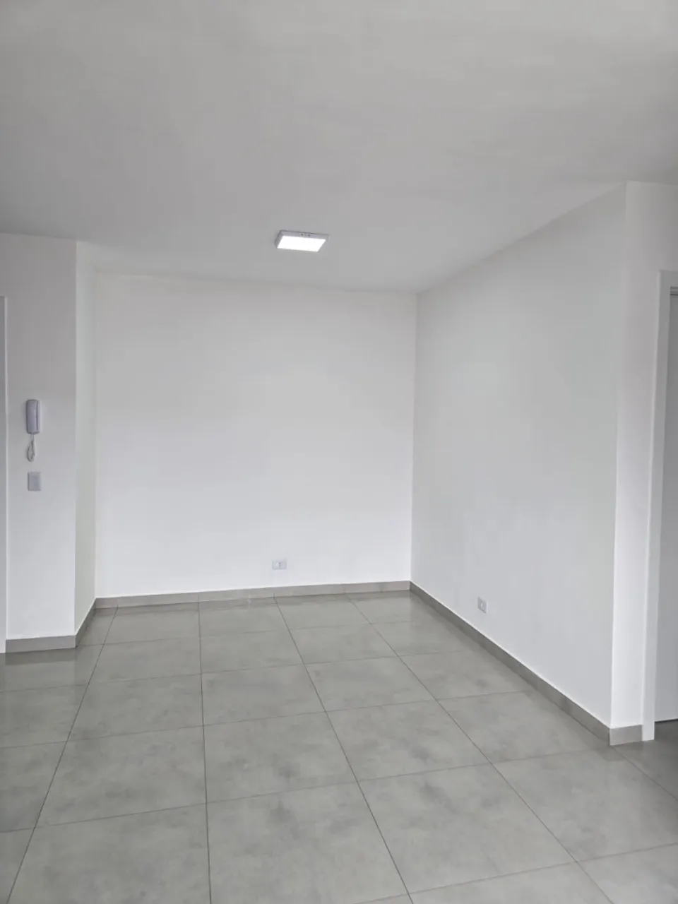 2-bedroom apartment with a home office — photo 9