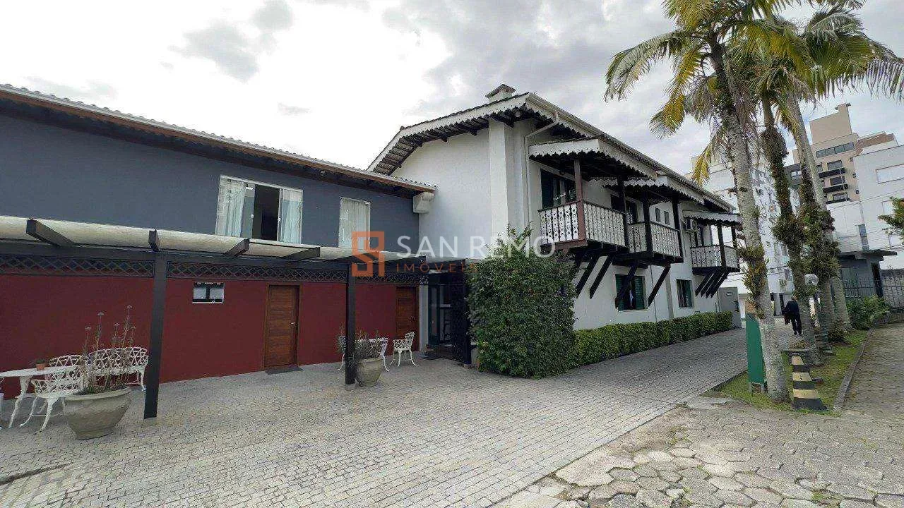 House with 7 bedrooms, all en-suite — photo 8
