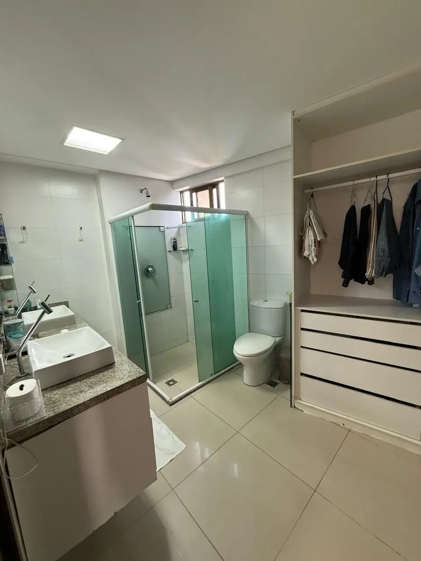 Furnished 175 m² apartment with 3 en-suite bedrooms — photo 24