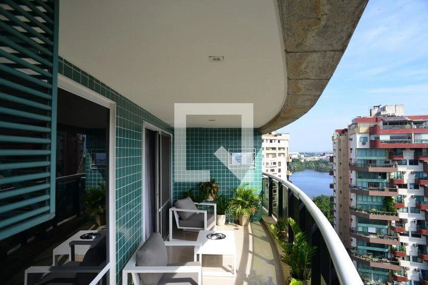 4-bedroom apartment with 250 m² and 3 en-suite baths — photo 7