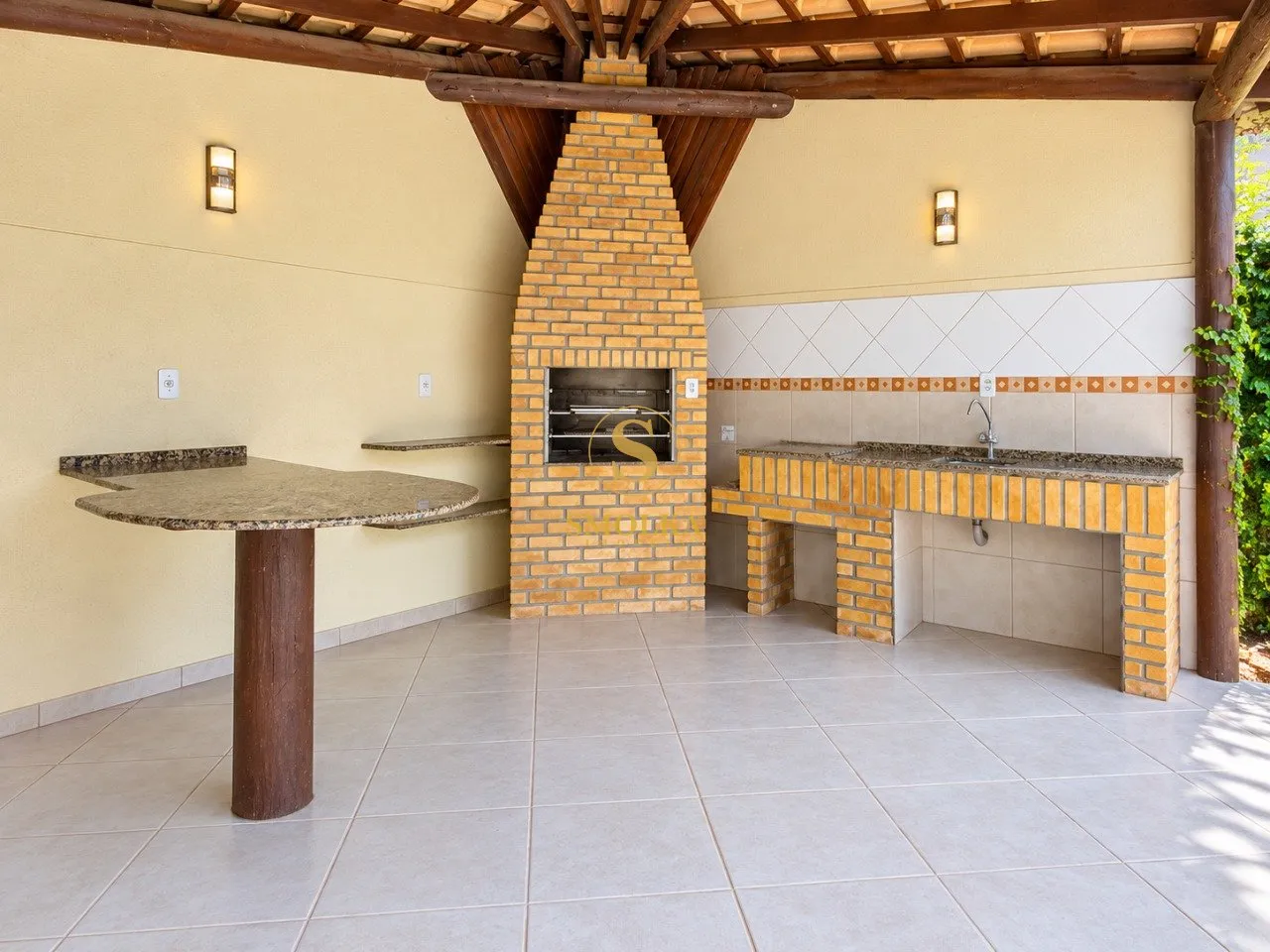 Furnished house, 225 m², with a private BBQ — photo 78