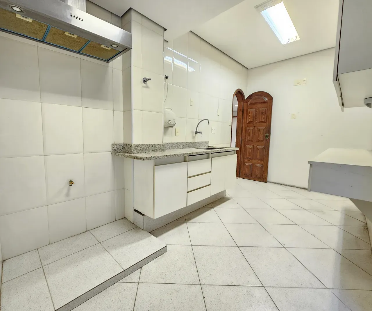 Apartamento sem mobília com 2 dormitórios e 3 banheiros — photo 26