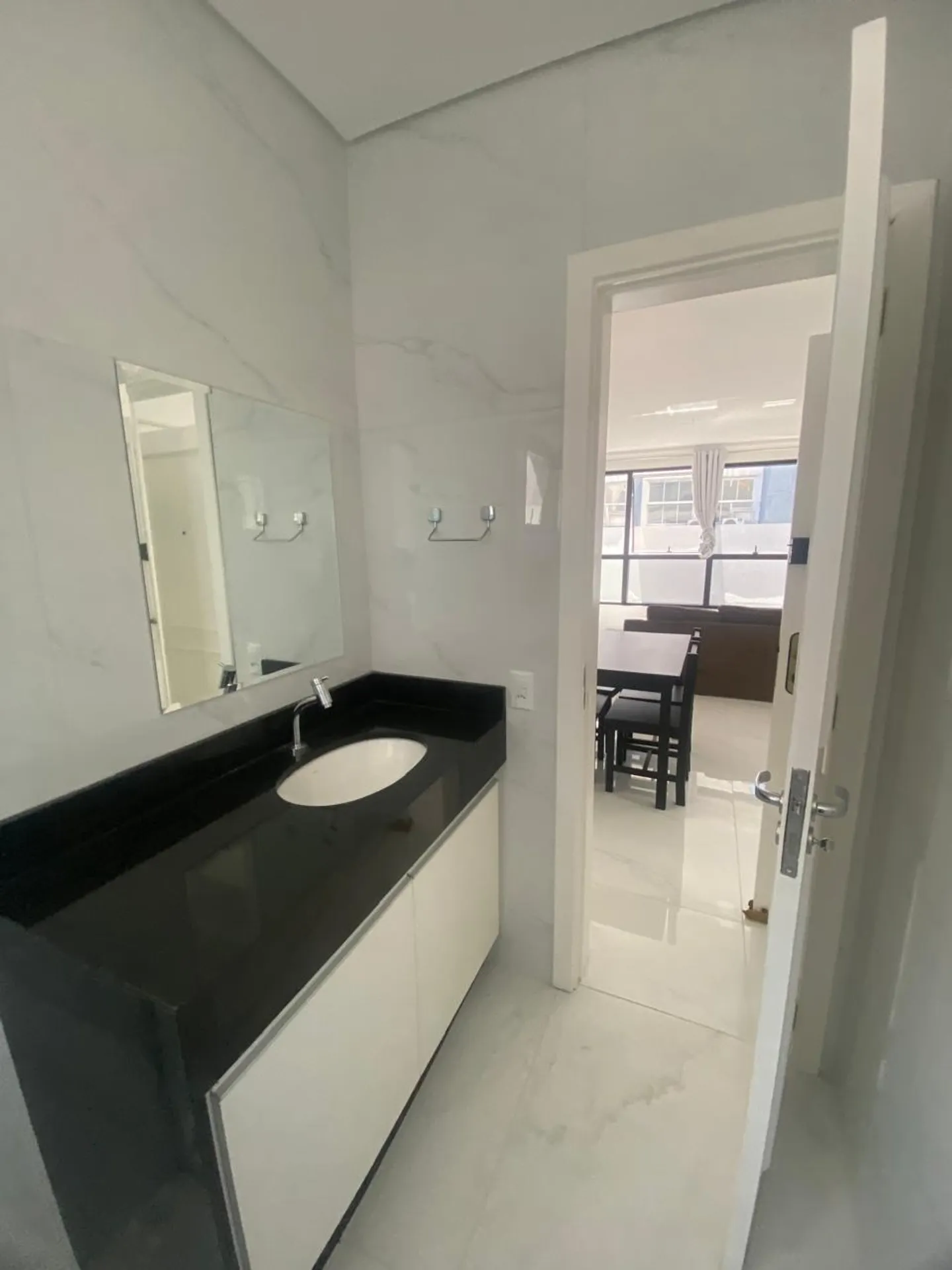 Apartamento amueblado de 1 dormitorio y cocina integrada — photo 11