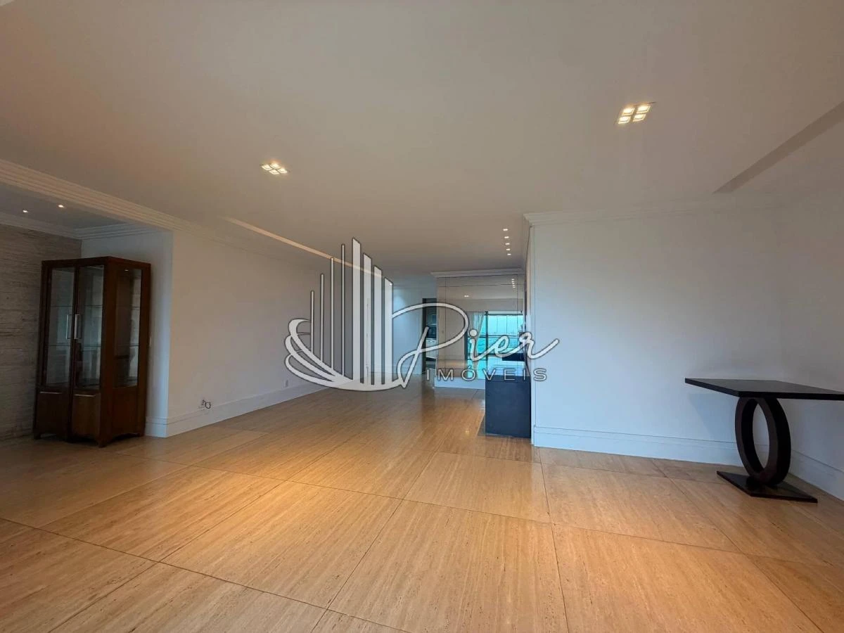4 quartos e janelas do piso ao teto: apartamento de 174 m² — photo 14