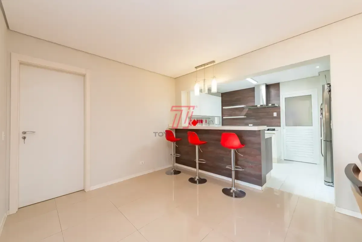 3-bedroom apartment with 197 m², 2 parking spots and balcony — photo 14