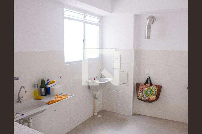 Apartamento alugado com 2 quartos, 1 banheiro e 43 m² — photo 19