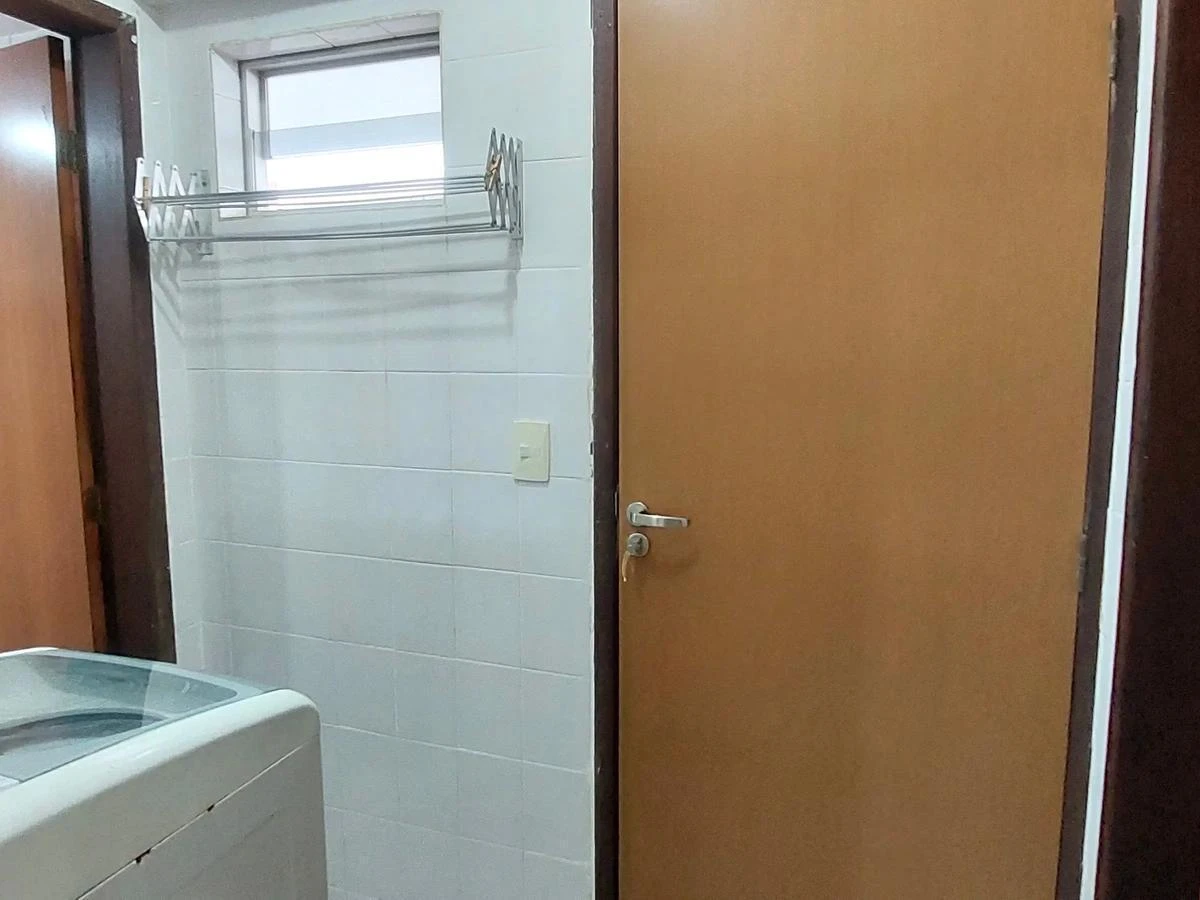 3-bedroom apartment with a washing machine in João Pessoa — photo 6