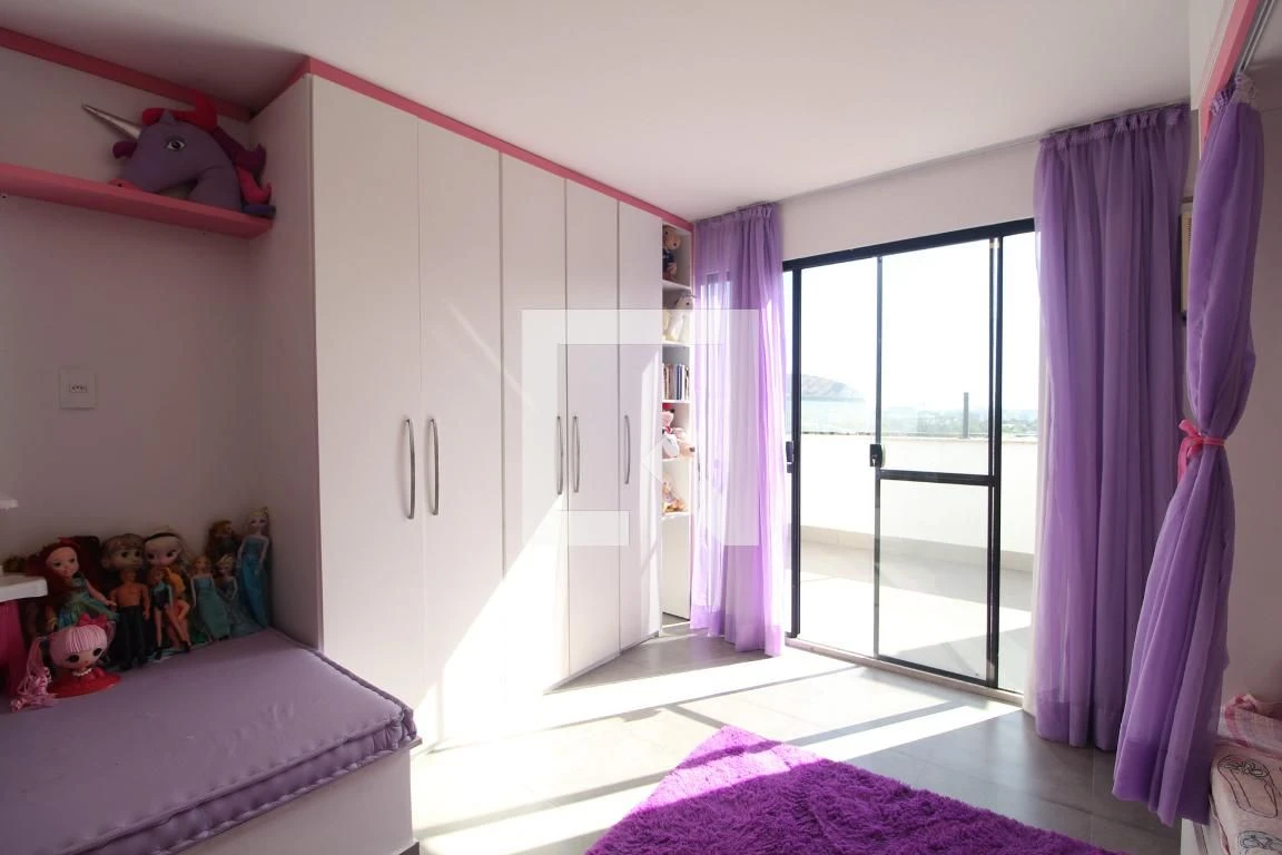Furnished house with 4 en-suite bedrooms and private garden — photo 19