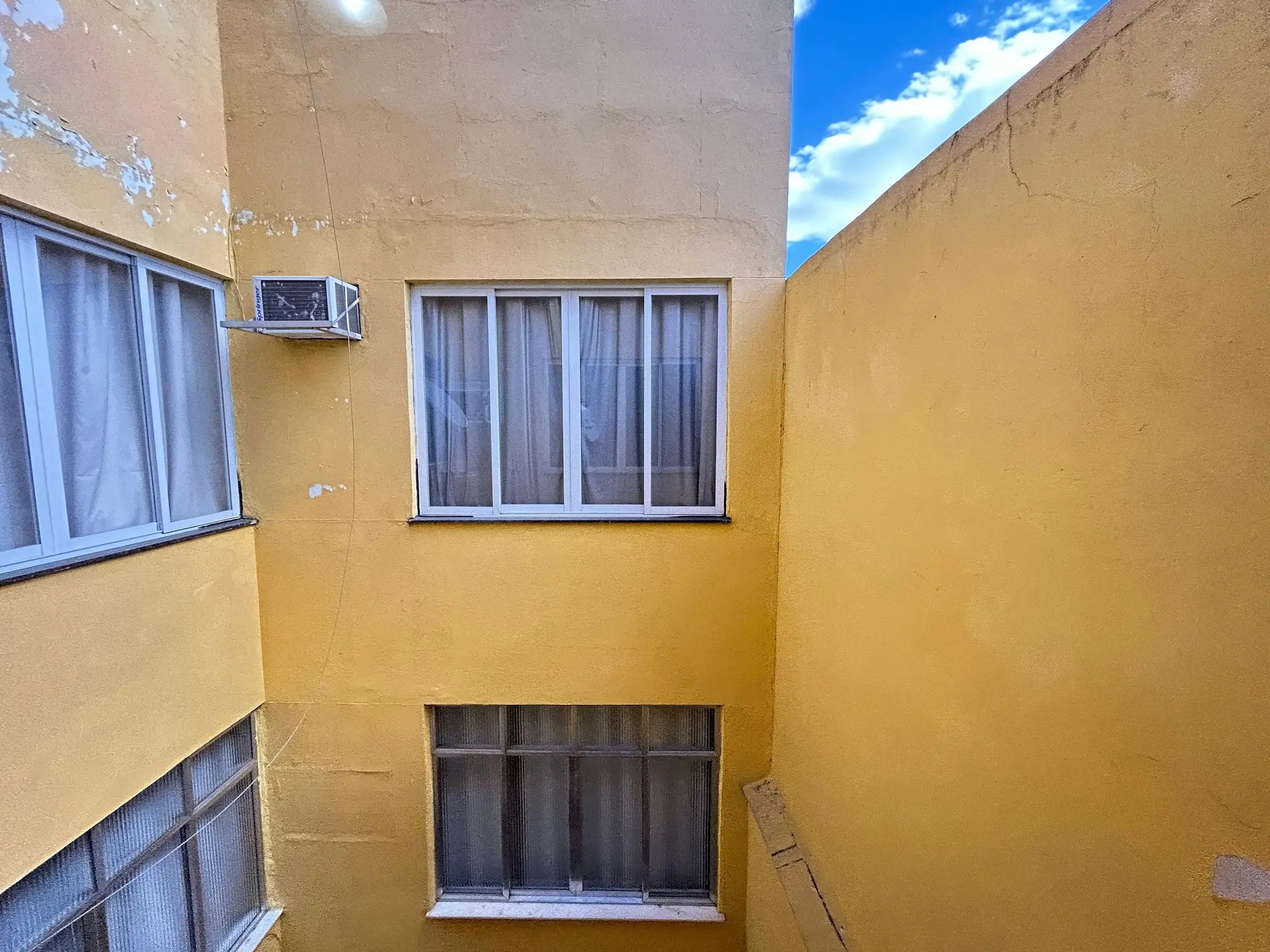Washing machine in a 2-bedroom apartment, 54 m² — photo 28