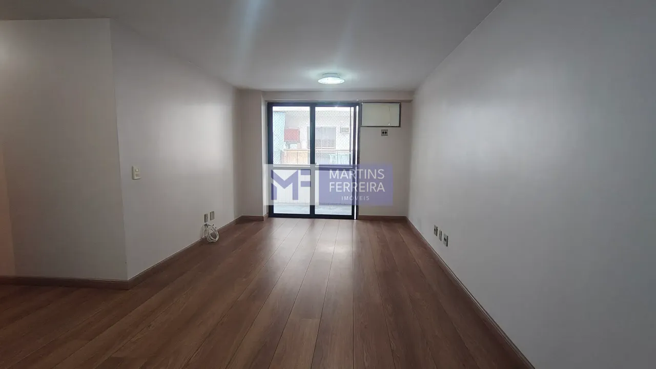 Unfurnished 3-bedroom apartment with 3 bathrooms — photo 8